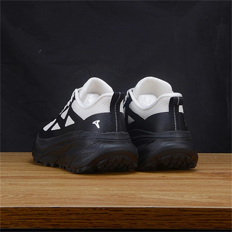 Couples Trendy Casual Sneakers - Streetwear Brand Shoes ulasan dan harga