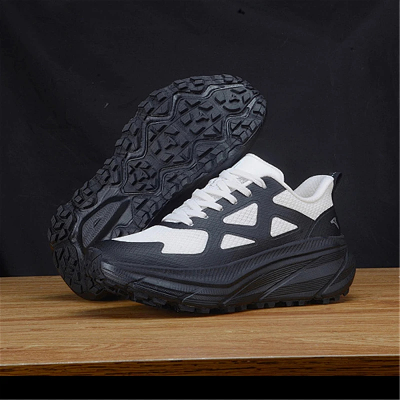 Couples Trendy Casual Sneakers - Streetwear Brand Shoes ulasan dan harga